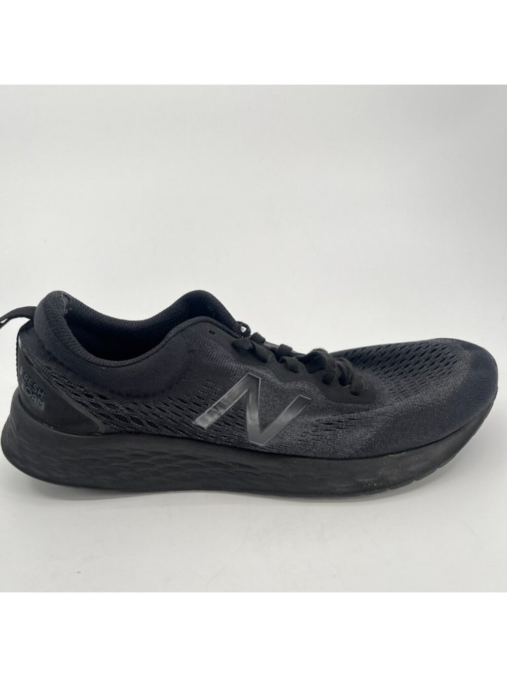 New Balance Fresh Foam Arishi v3 Mens Size 11.5 Black Running Shoes Sneakers